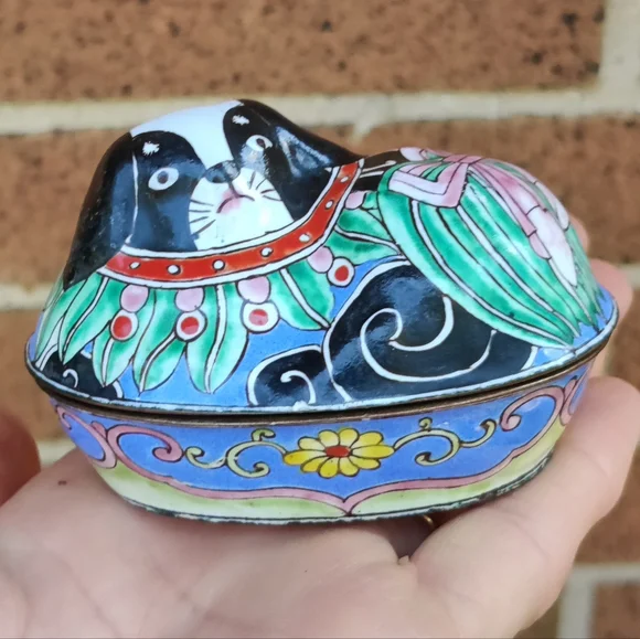 Antique Copper Enameled Chinese Dog Trinket Box - Picture 6 of 7